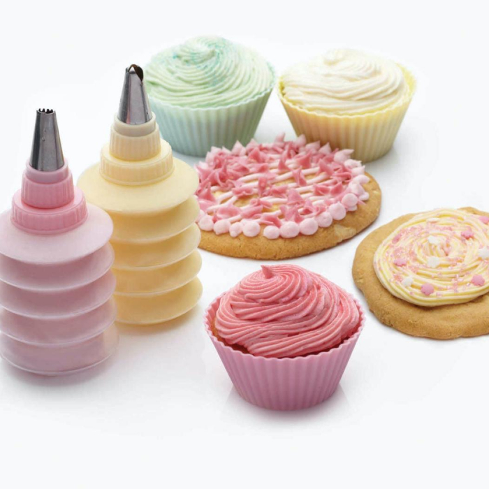 Sweetly Does It Spritsflaskor Dekorationsset - Cookie and Cupcake Decorating Kit