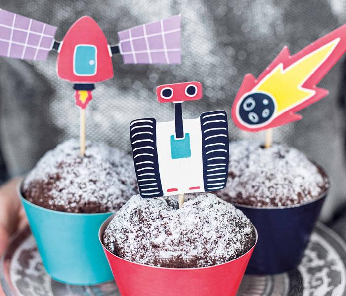 Cupcakekit Rymden Cake Topppers och Cupcake Wrappers - Space