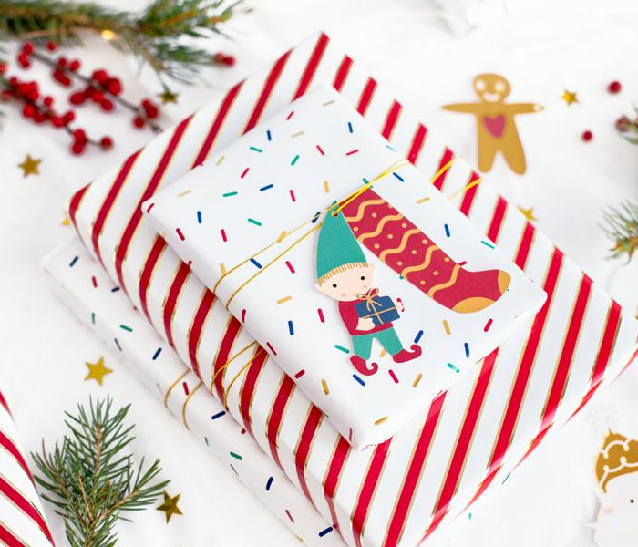 Etiketter Tags Hängande Jul till Julklappar Gift tags Santa 12st