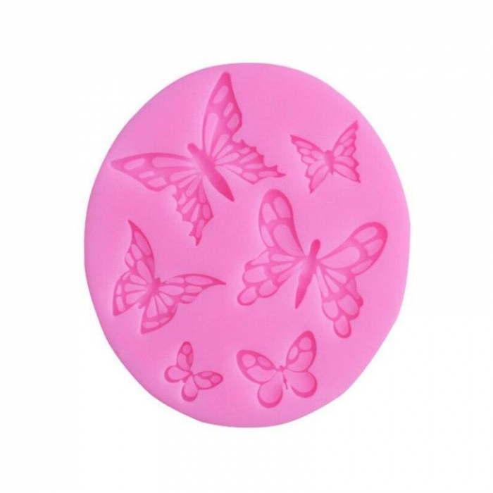 Rosa fjärilsfondantkaka