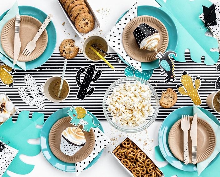 Cupcake Wrappers Dotty Prickiga Muffinsformar - Svart/Vit